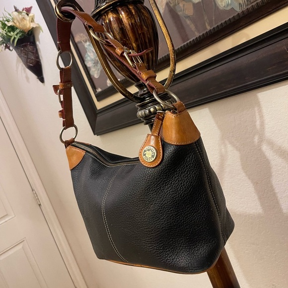 Dooney & Bourke please check all picture of condition - Picture 5 of 17